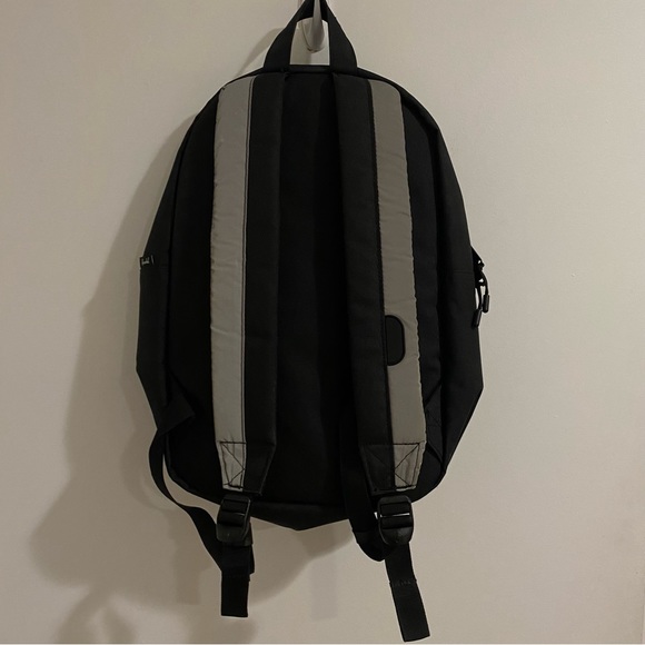 Herschel Supply Reflective Backpack Mid Volume - Picture 2 of 15